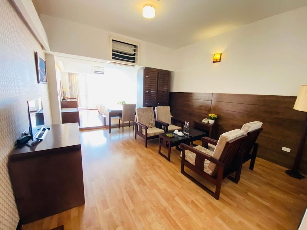 Quang Ba Trade Union Hotel 43/65