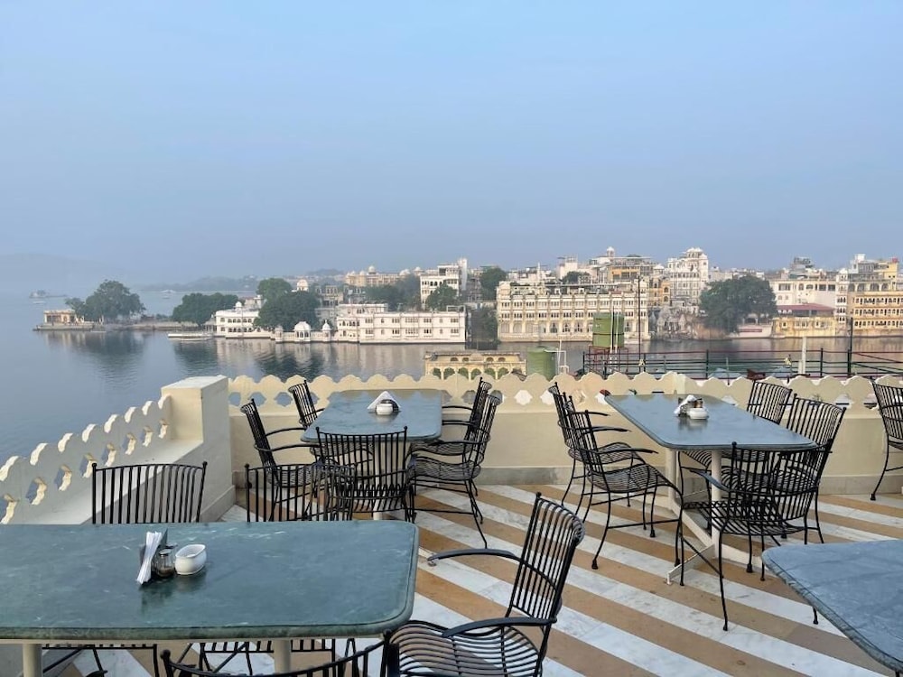 JAIWANA HAVELI 22/40