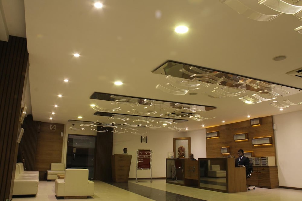 PLATINUM INN HOTEL 6/46