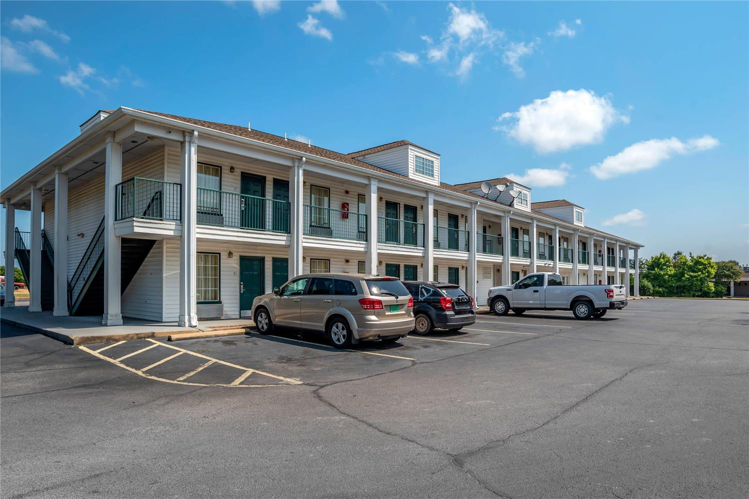Econo Lodge Tupelo Barnes Crossing 27/31