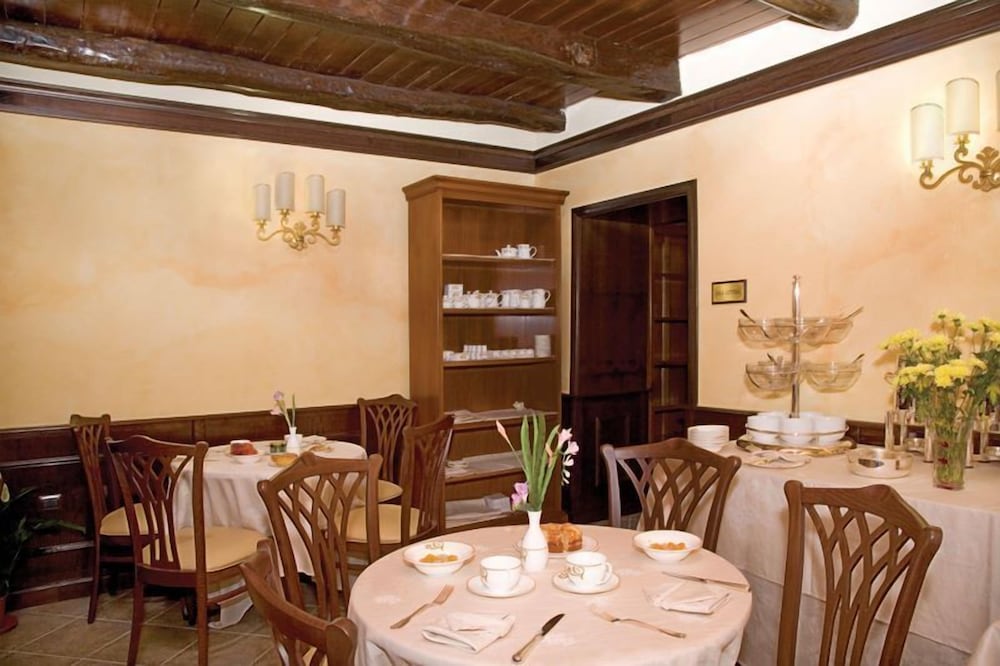 Palazzo Marzano 18/25