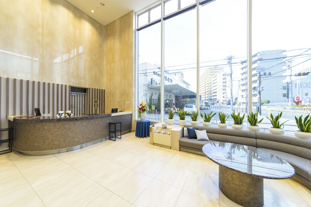 Surestay Plus Hotel By Best Western Shin-Osaka 8/45