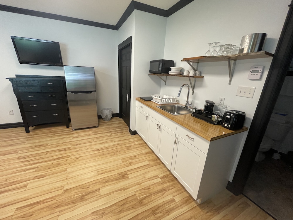 Monastery Spa And Suites By The Leaside Group 20/50