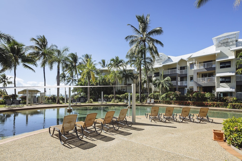 Coral Sands Beachfront Resort 6/59