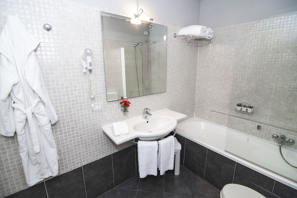 Hotel La Colonna 11/60