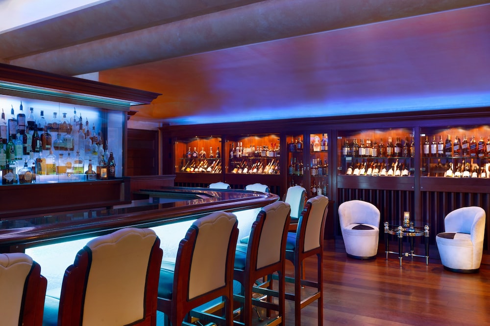 Harrah’s Lake Tahoe – A Caesars Rewards Destination 35/45