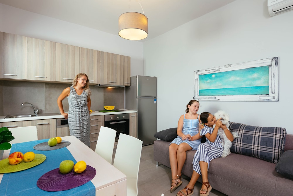 Sea View Luxury Apartment 24/41