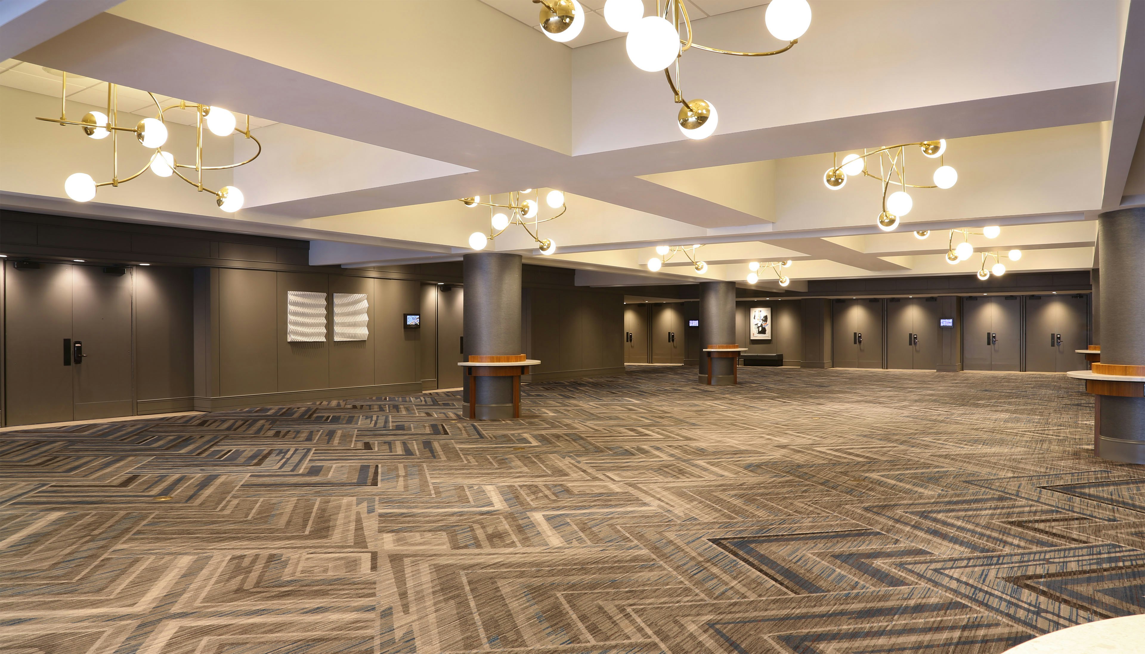 Crowne Plaza Atlanta Perimeter At Ravinia 6/78