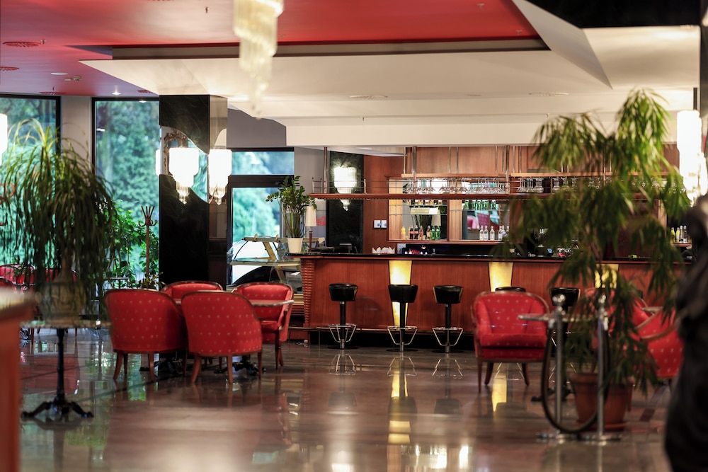 Parkhotel Vienna 34/45