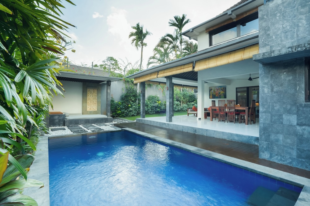 SAMAJA BEACHSIDE VILLAS 72/76