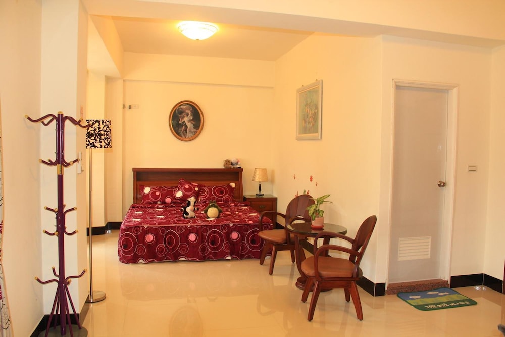 Shang Her Yuan Bed And Breakfast 28/32