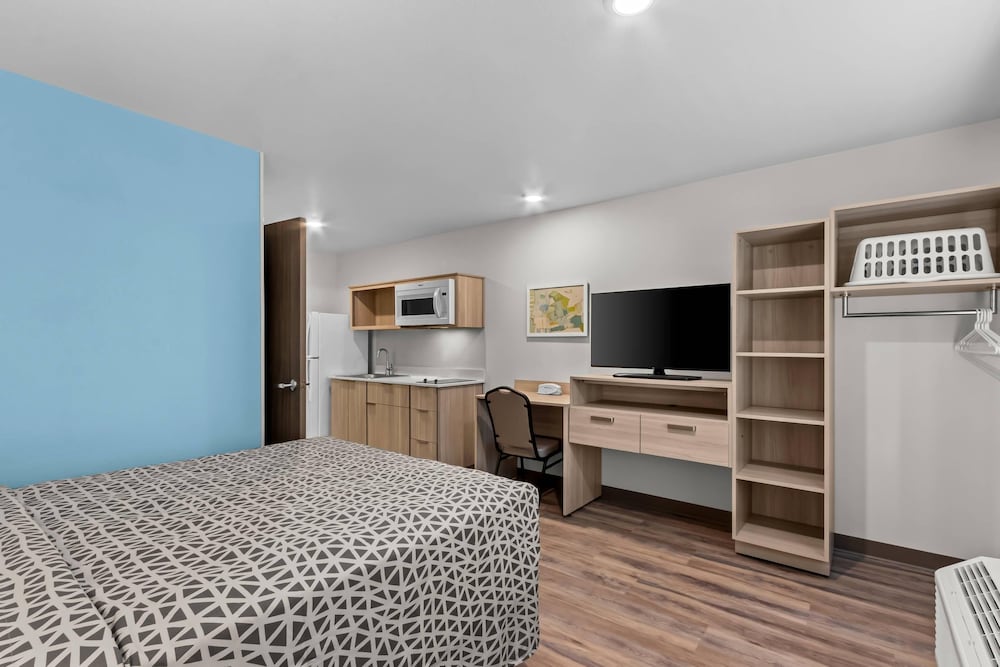 Suite, Queen Bed