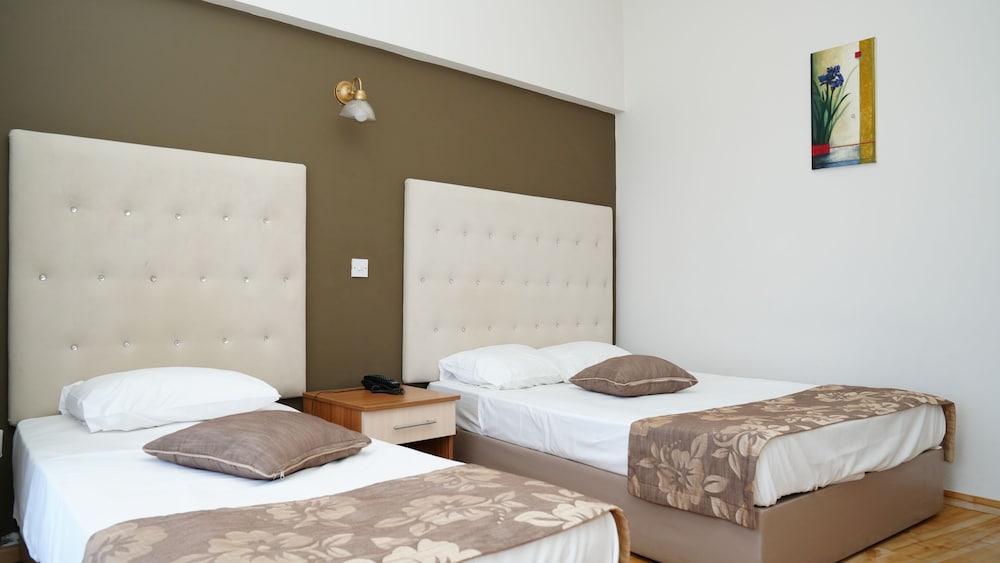 Sempati Hotel 17/44
