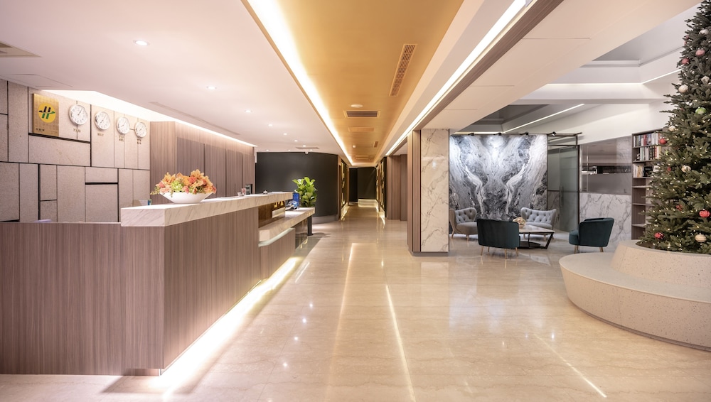 Hotel Bonza 4/63