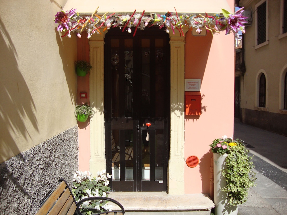Giardino Giusti House and Court 8/50
