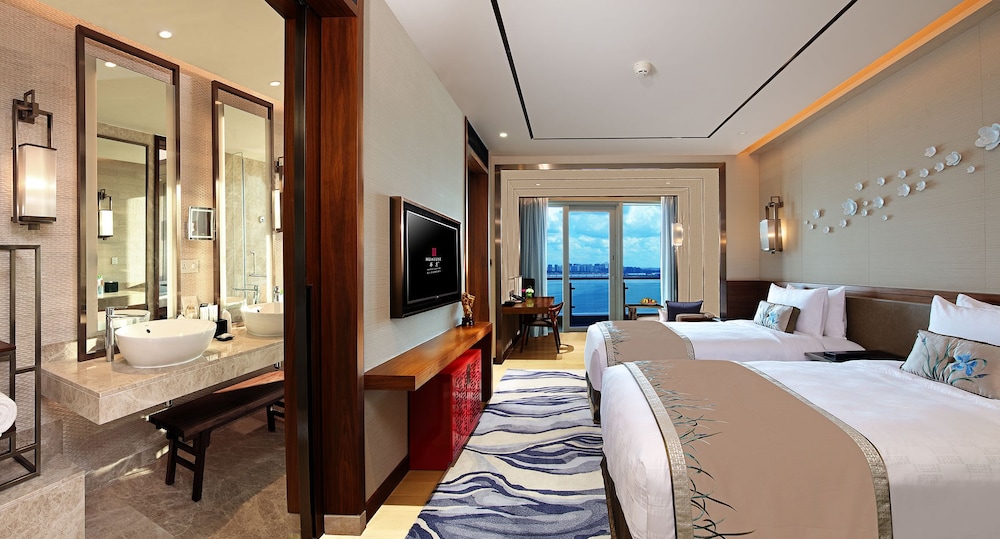 Hualuxe Hotels Resorts Haikou Seaview 18/49