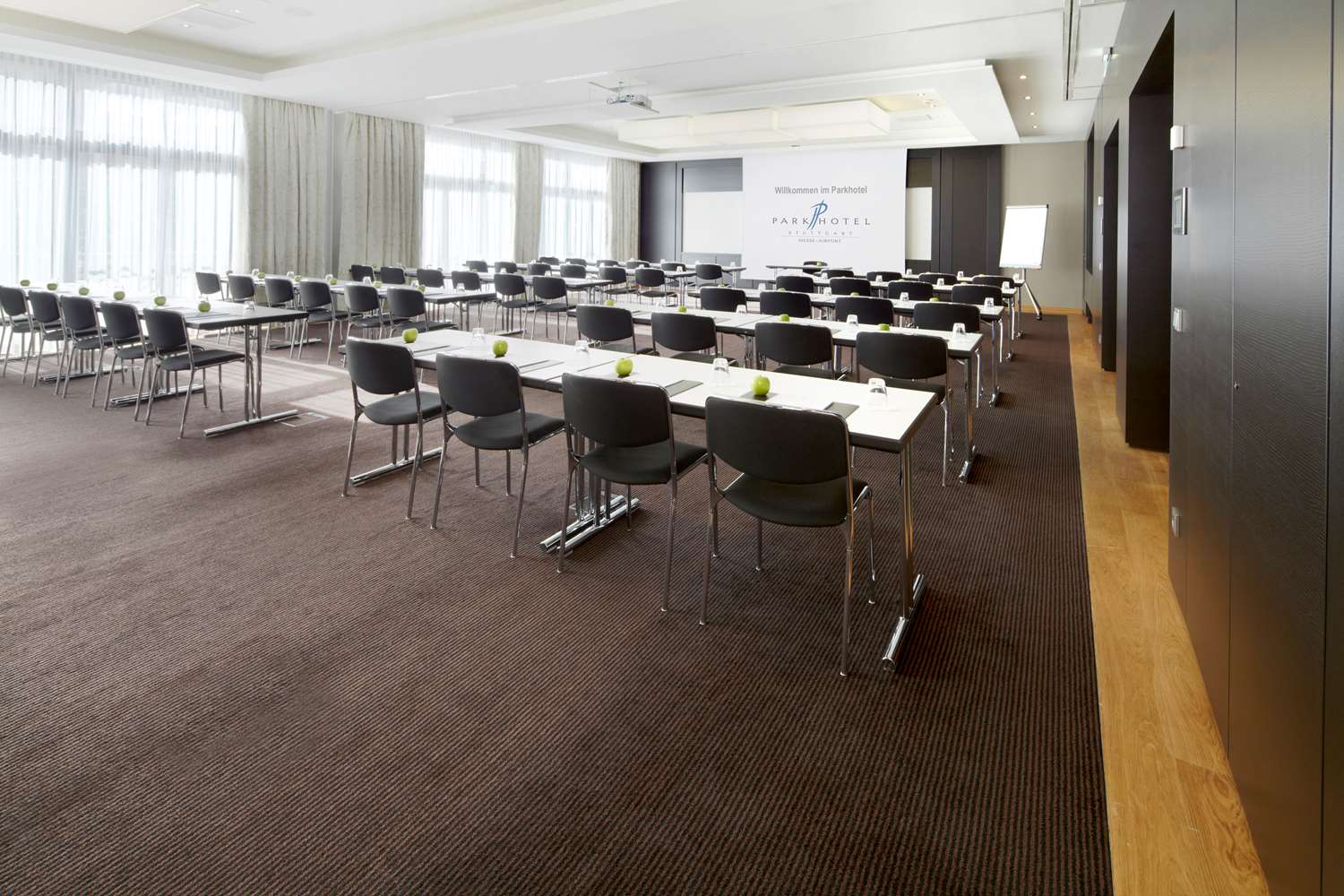Parkhotel Stuttgart Messe-Airport, WorldHotels 55/71
