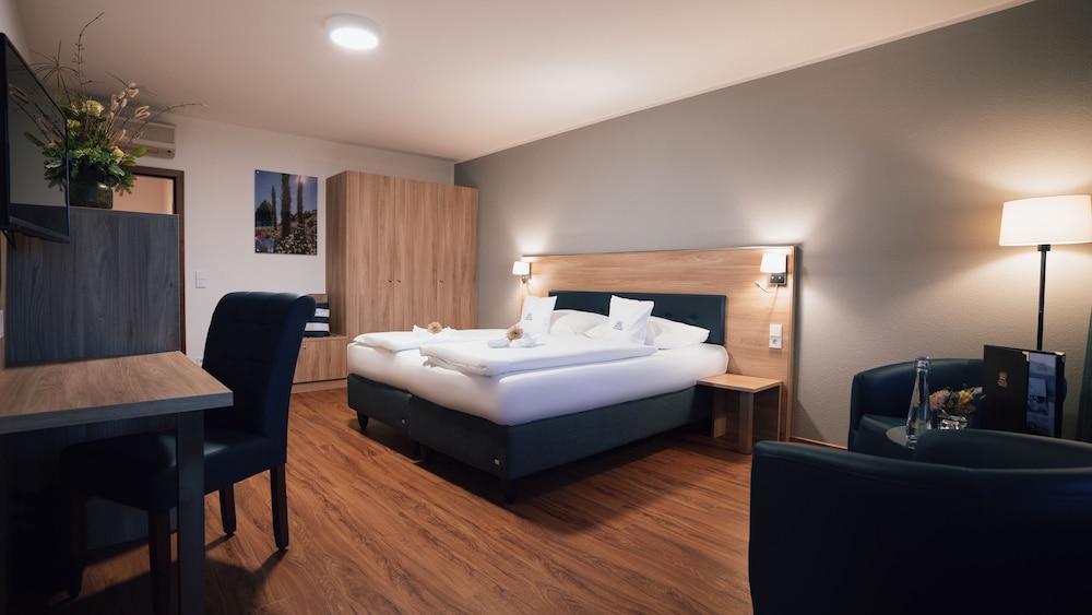 Parkhotel St. Leonhard 10/68