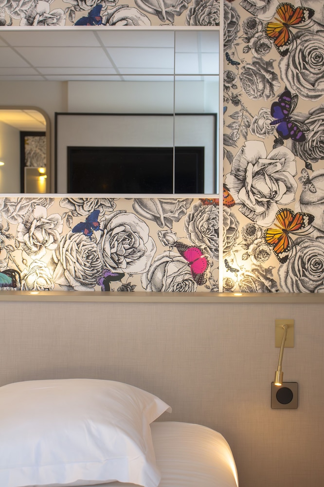 Brit Hotel Nantes La Beaujoire - L Amandine 6/62
