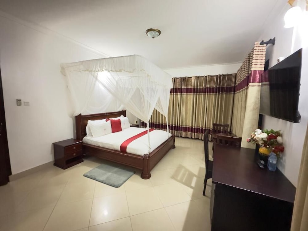 Sienna Beach Hotel Entebbe 15/50