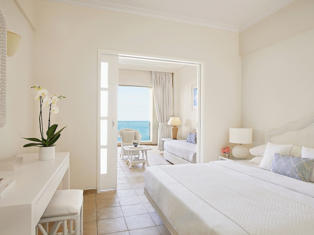FAMILY SUITE, SEA VIEW, MINI POOL