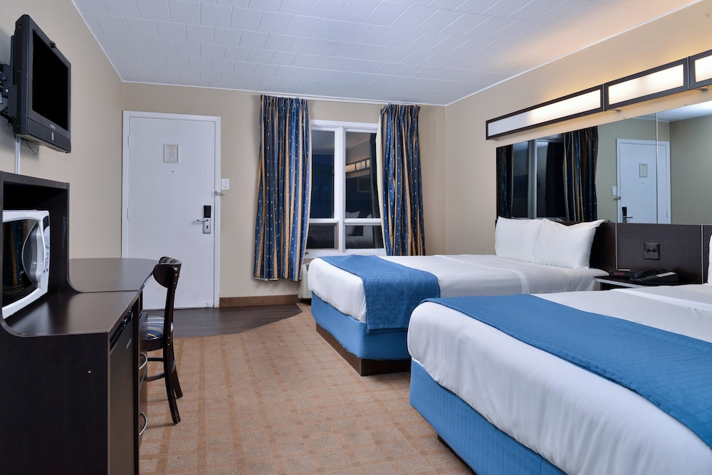 Room, 2 Queen Beds