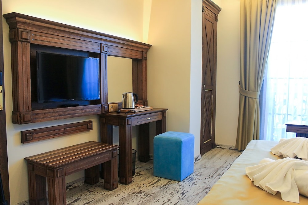 Reis Royal Hotel 50/80