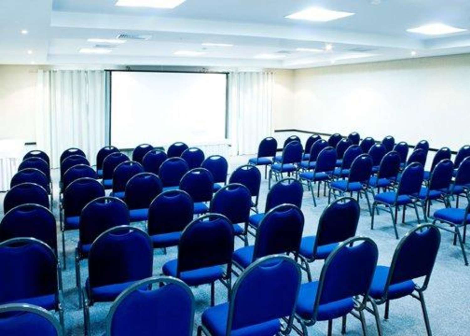 Comfort Suites Londrina 16/16