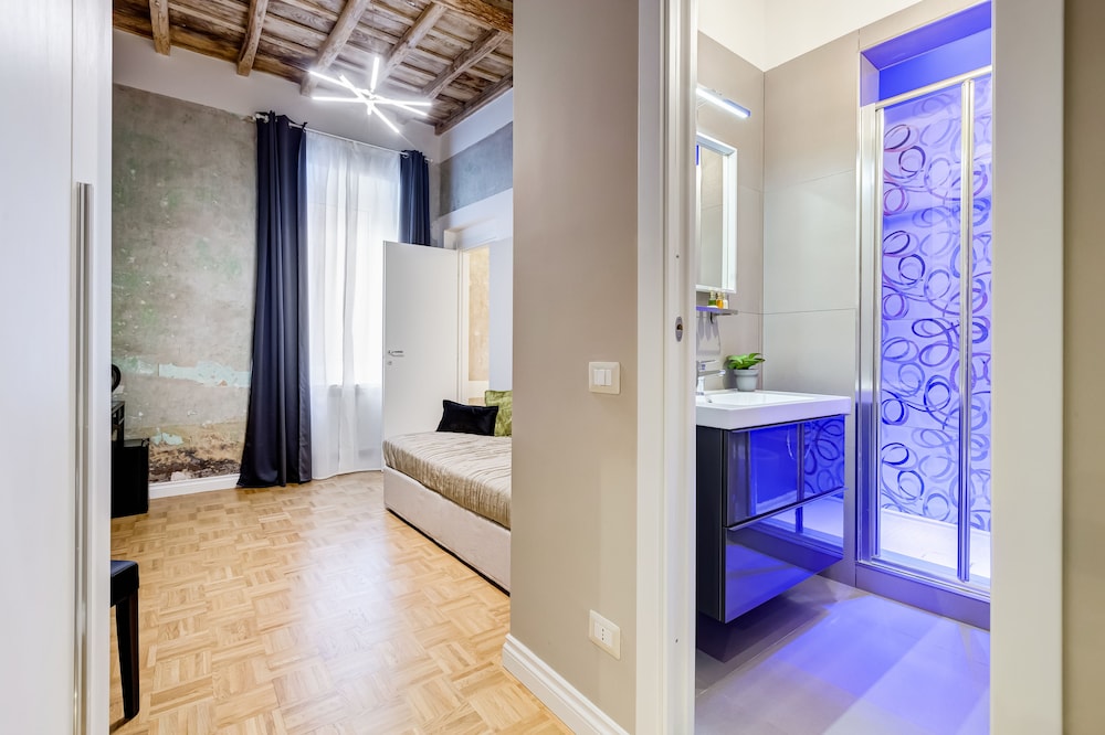 Tankara Suite 23/23
