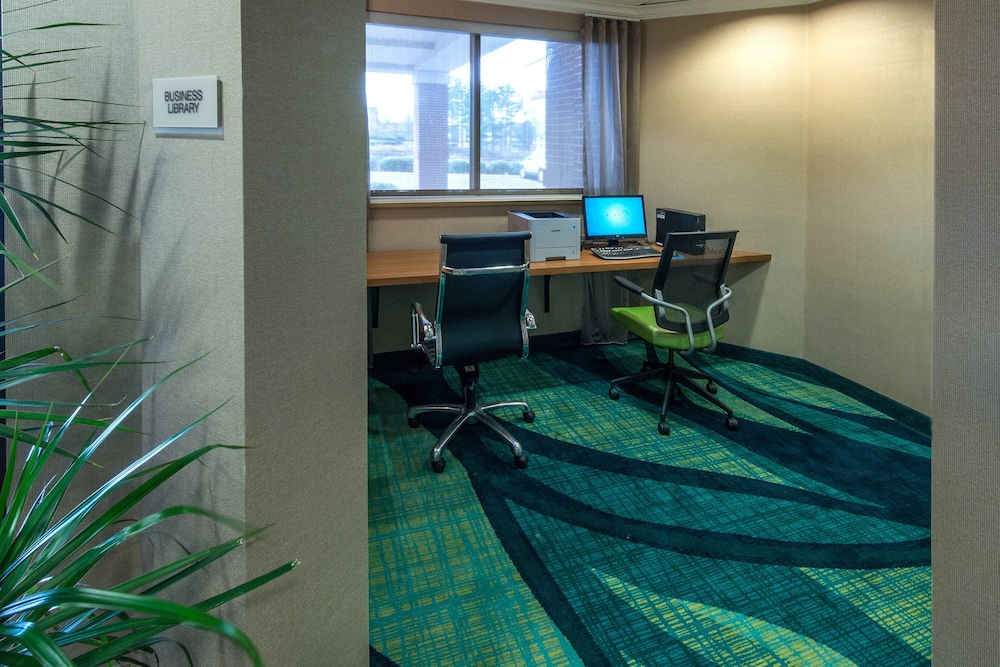 SpringHill Suites by Marriott Greensboro 19/35
