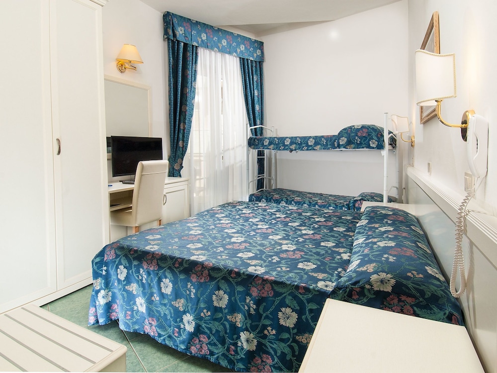 Hotel Nord Est 53/66