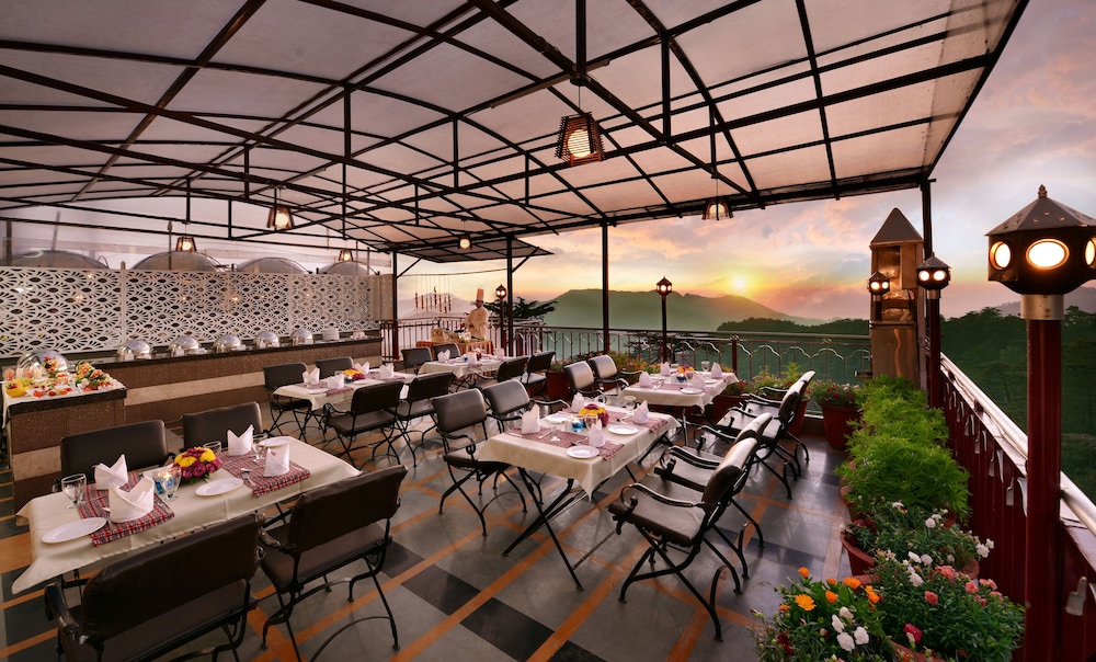 Hotel Ashiana Regency 33/45