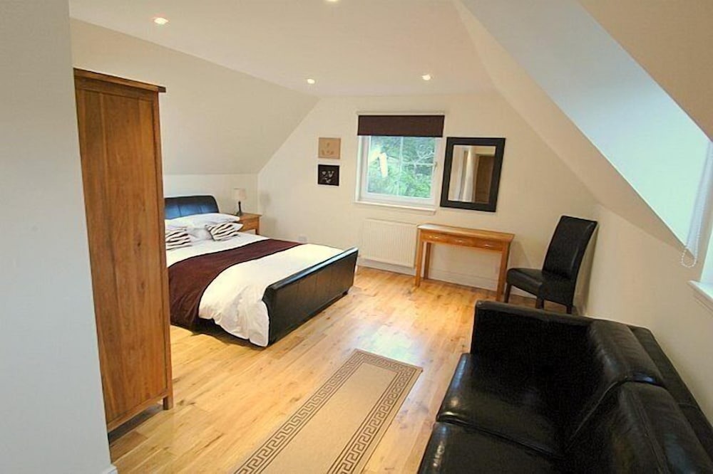 bcc lochness cottages