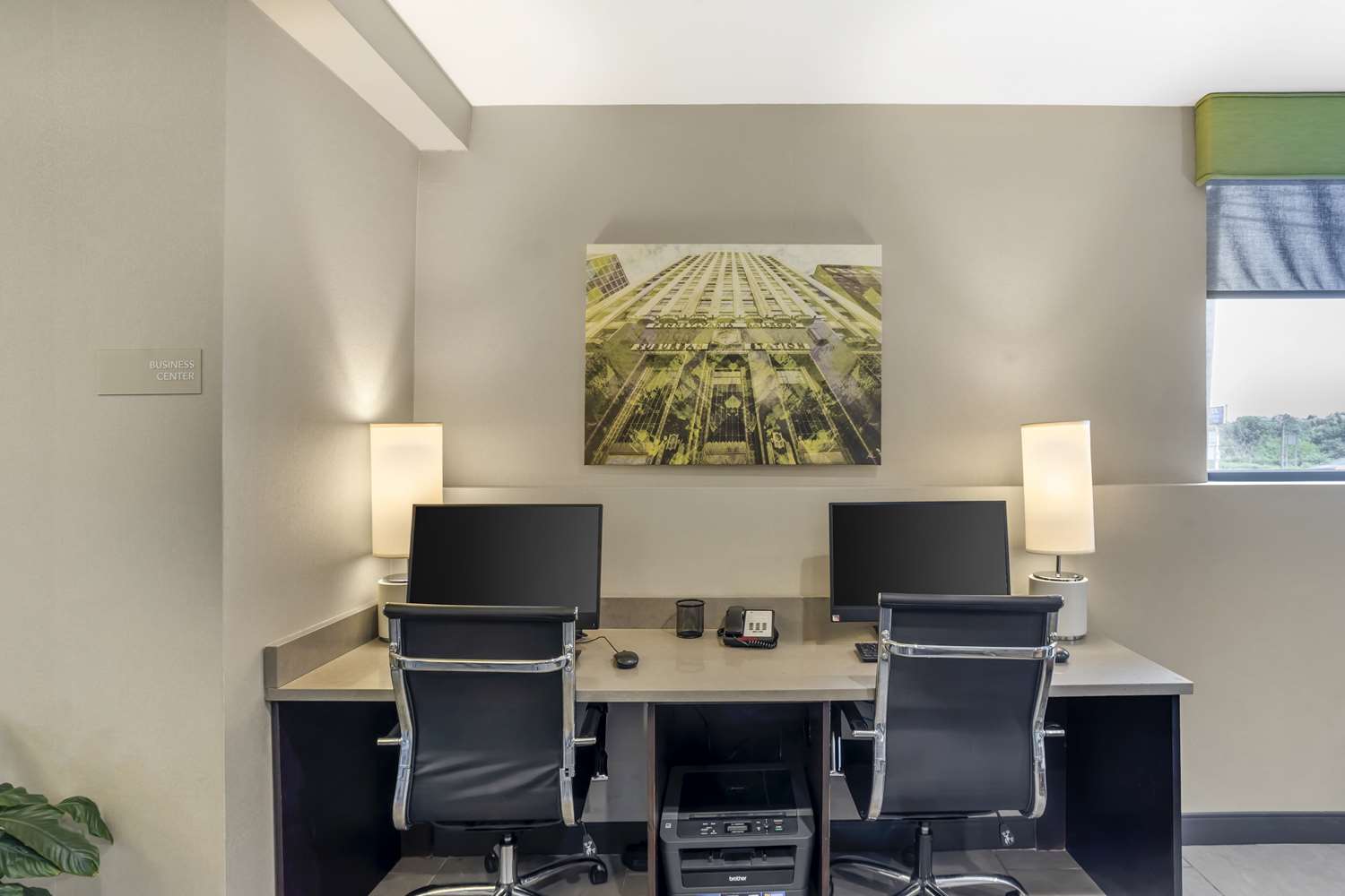 Best Western Plus Philadelphia-Pennsauken Hotel 29/32