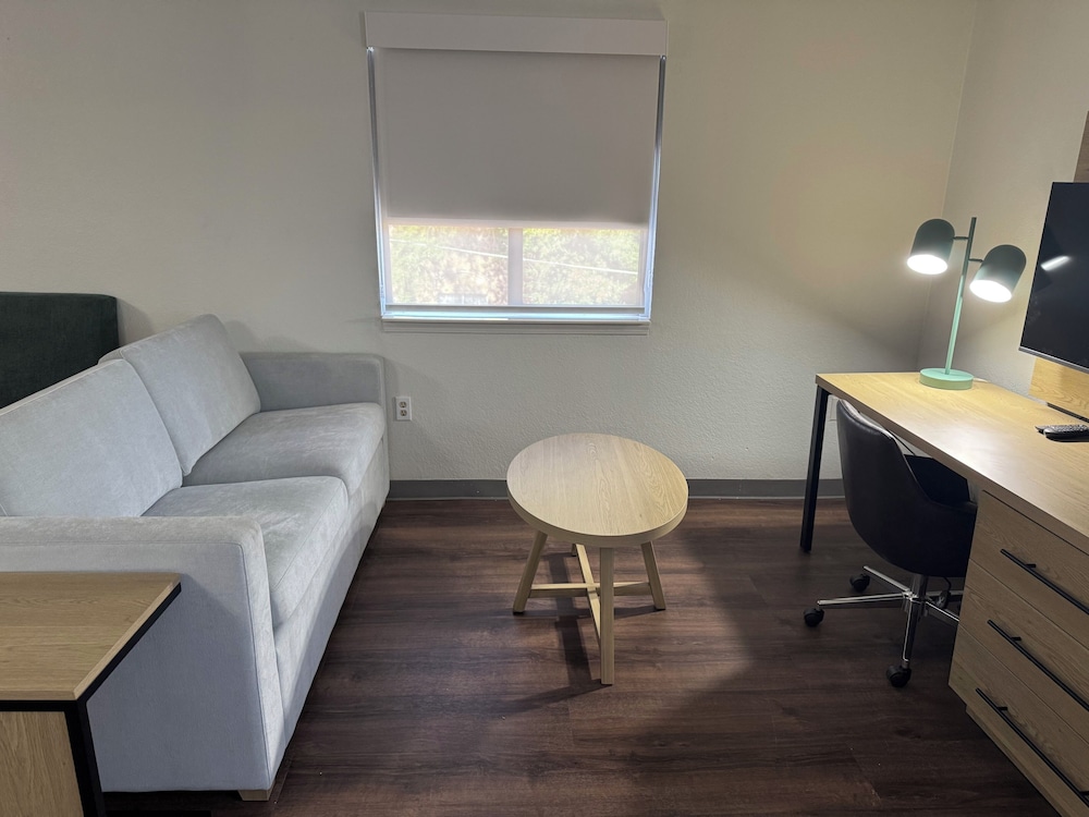 Sonesta Simply Suites Memphis 29/50