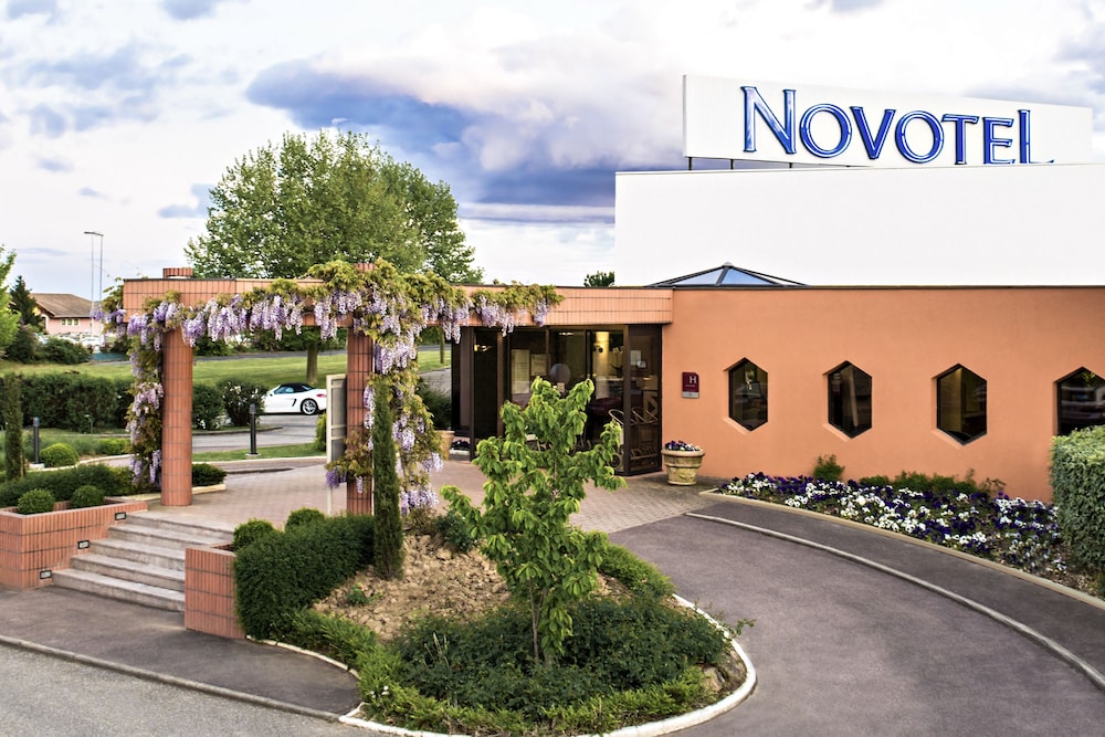 Novotel Macon Nord 71/74