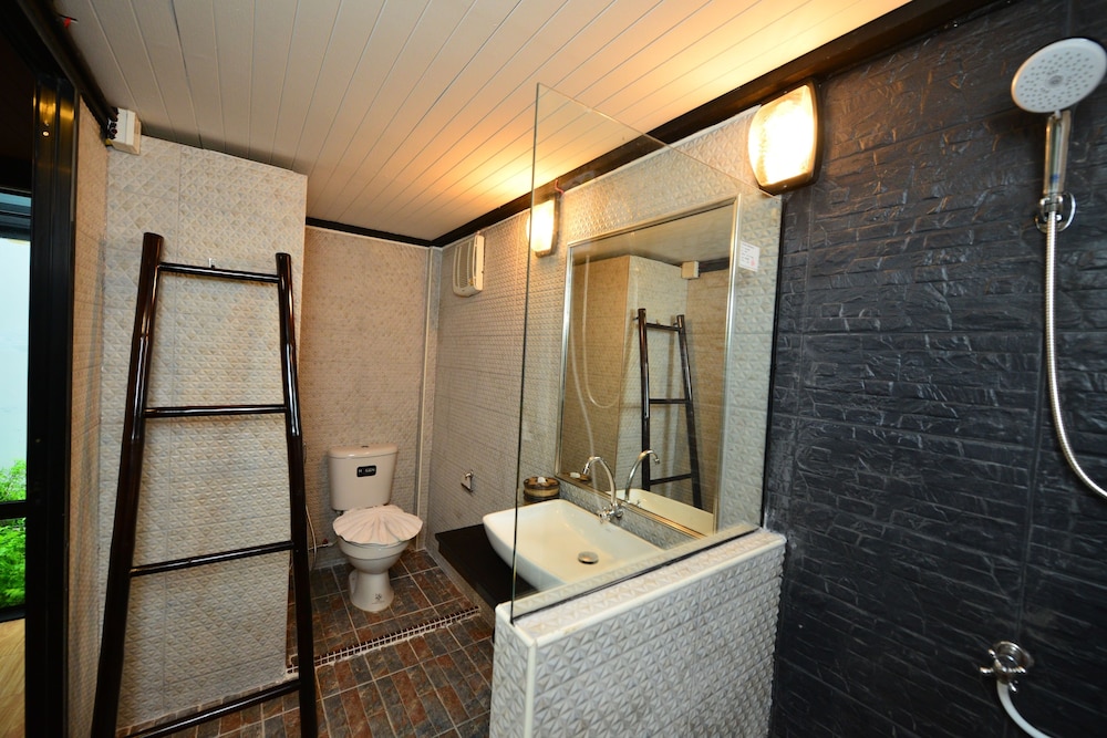 Bukit Pool Villas 44/44
