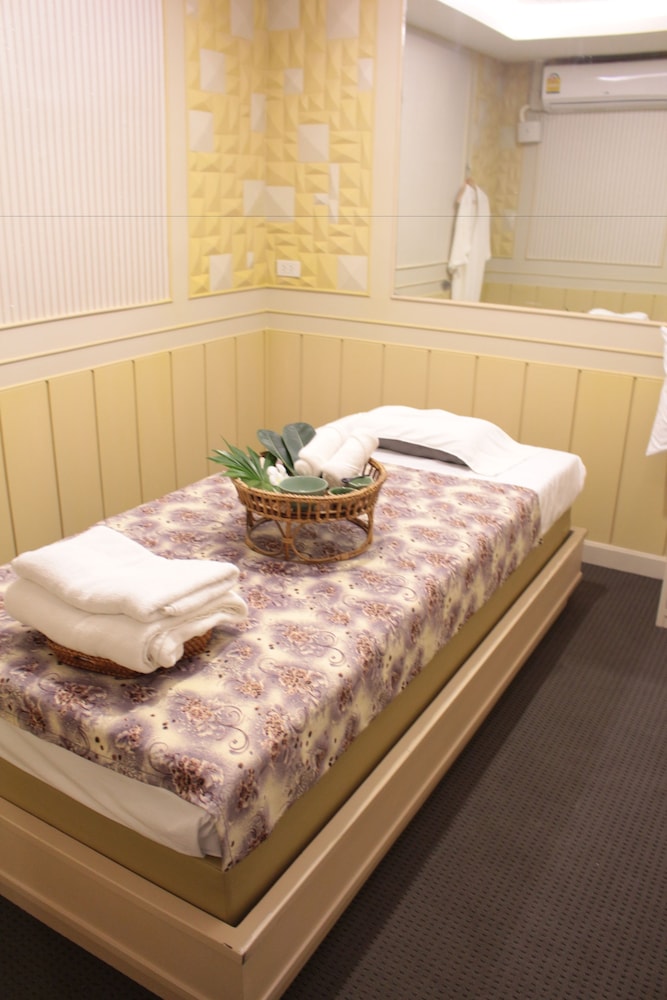 Vwish Hotel 13/80