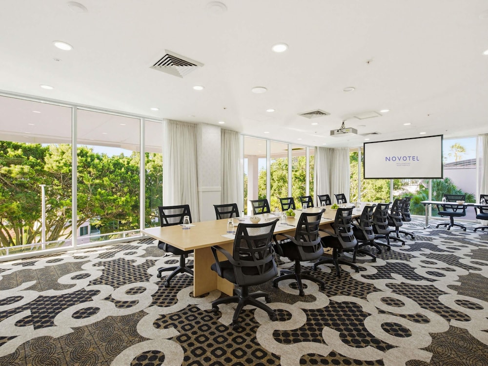 Novotel Wollongong Northbeach 59/69