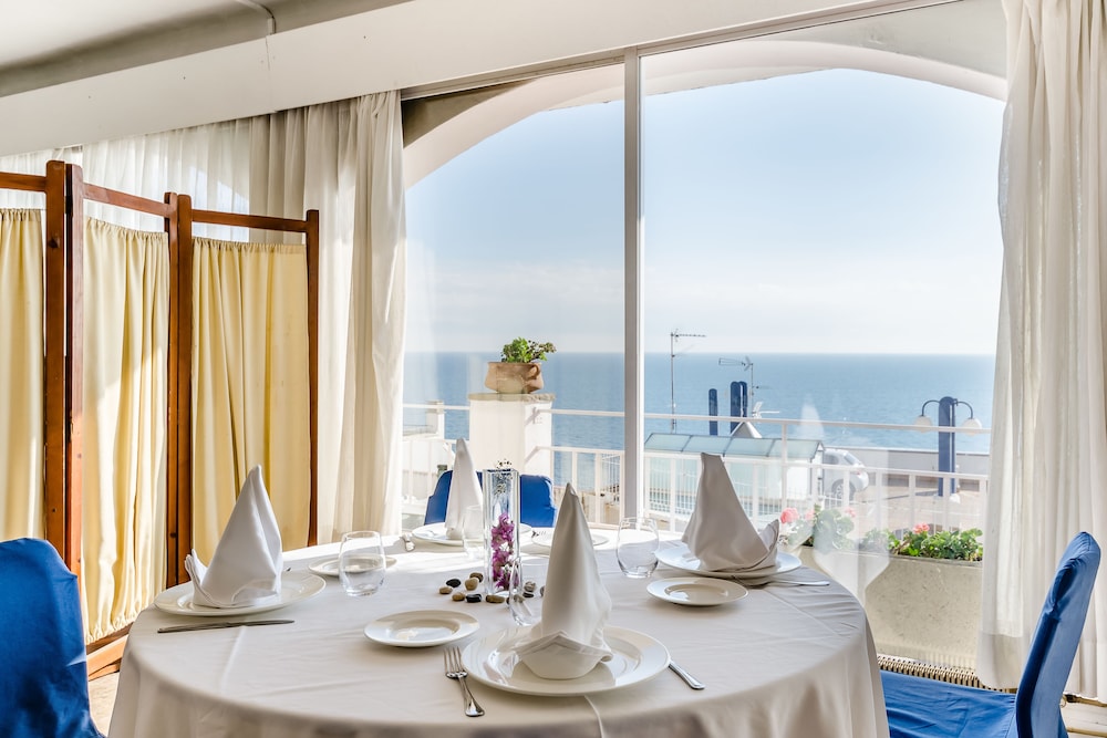 Gran Sol Hotel 31/68