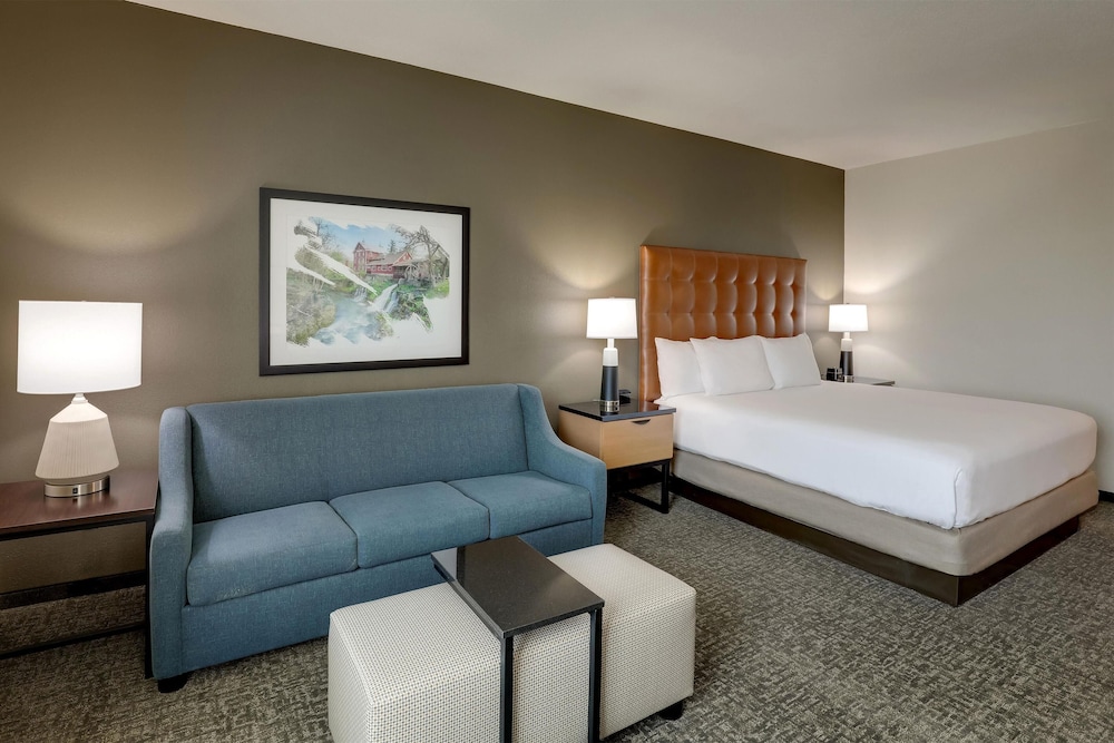 Drury Inn and Suites North Dayton 28/50