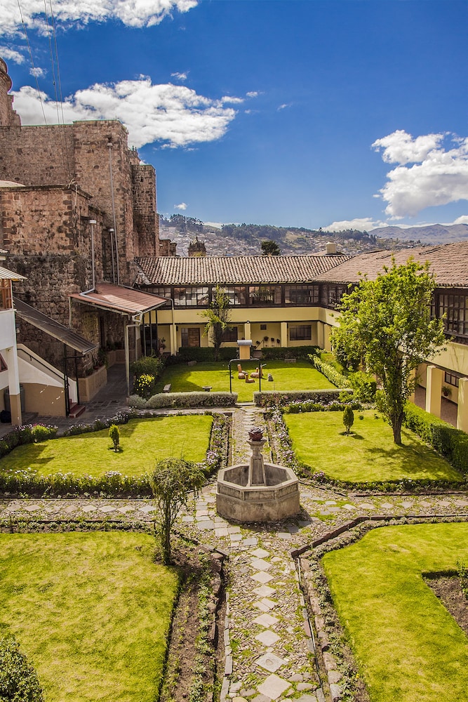 Monasterio San Pedro 66/70