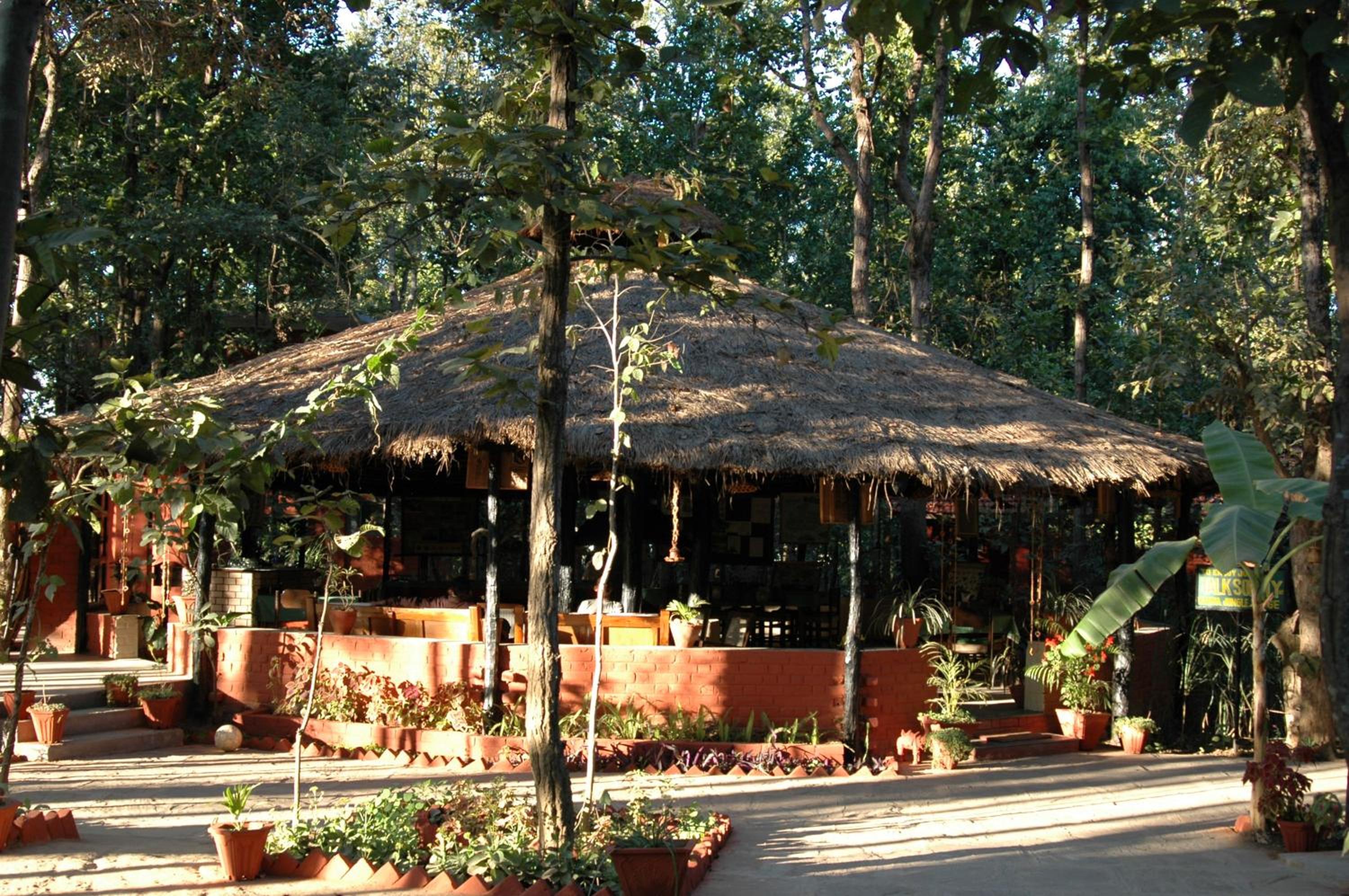 Kanha Jungle Lodge 3/25