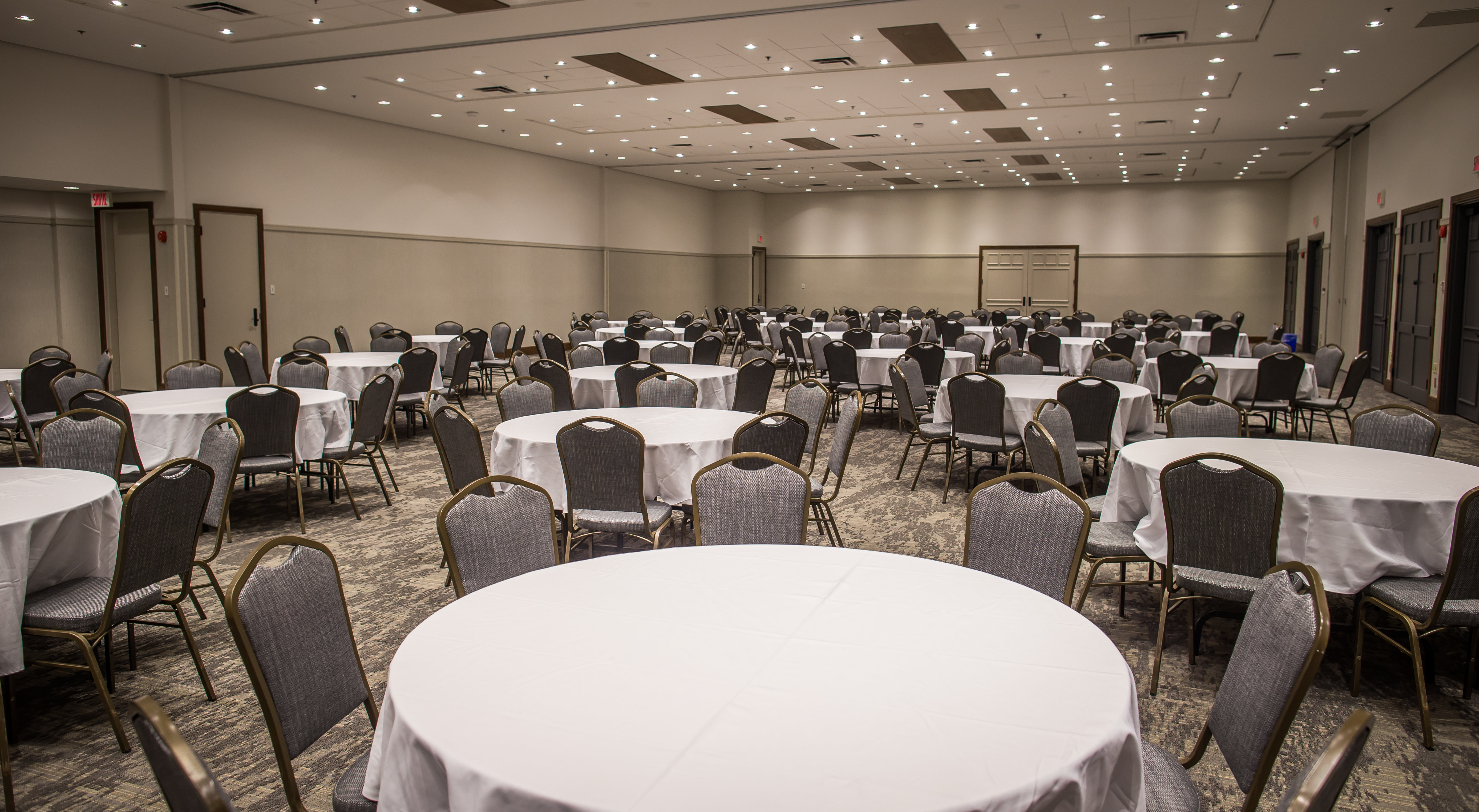 Holiday Inn Express And Suites Tremblant 34/50