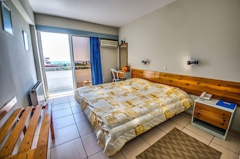San Remo Hotel 15/38
