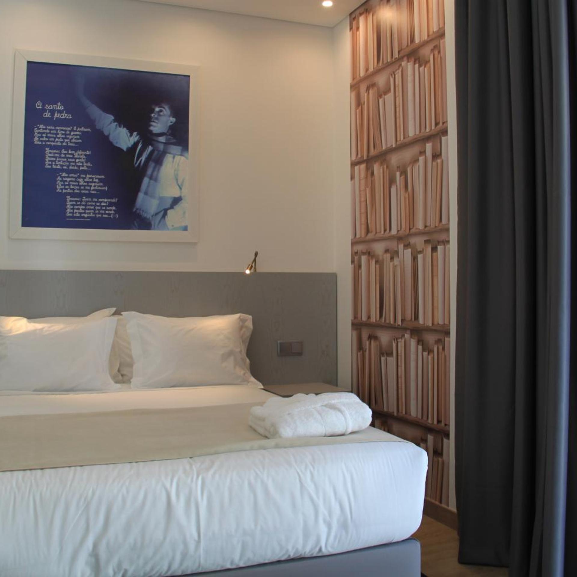 Room, Double Bed