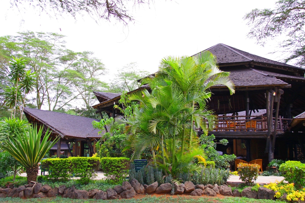 Ol Tukai Lodge Amboseli 48/50
