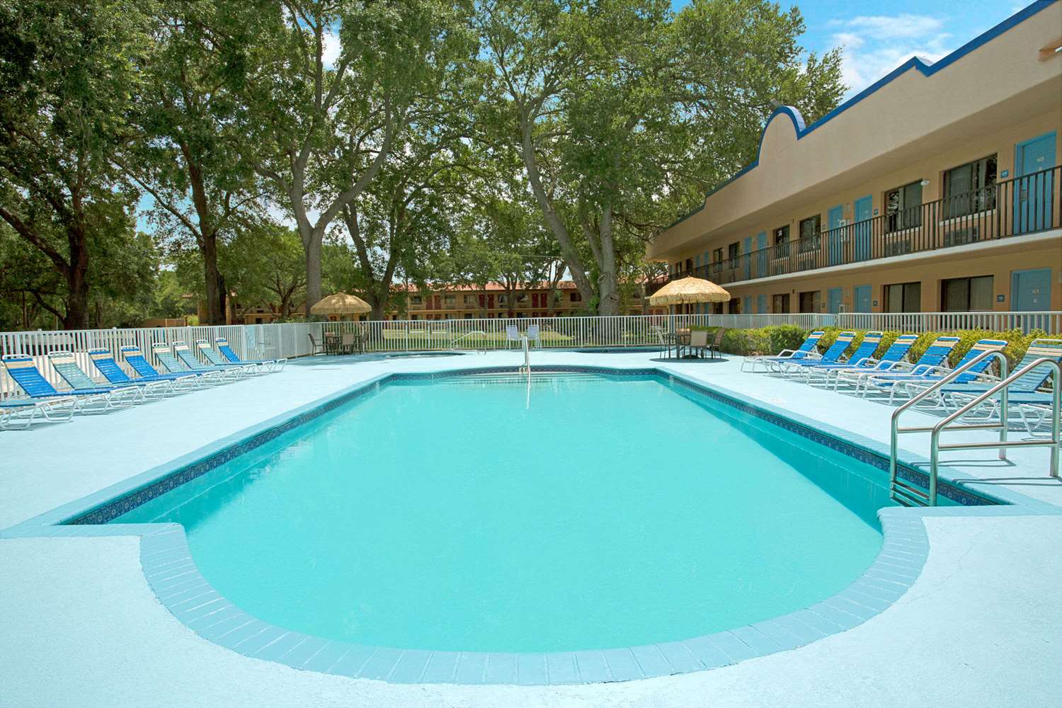 Stayable Suites Kissimmee West 19/29
