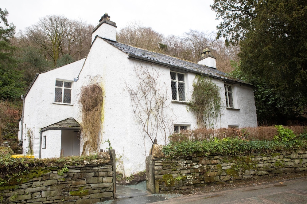 Oak Bank Hotel 53/60