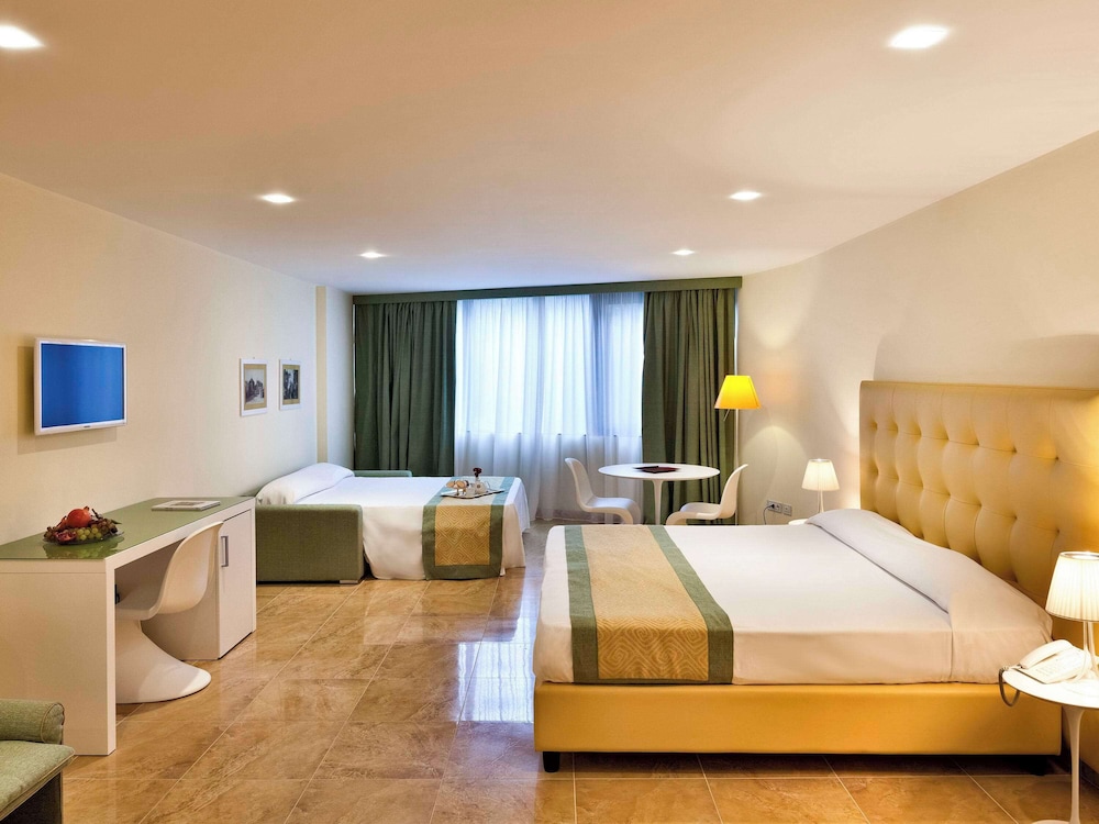 SUPERIOR, TWIN BEDS